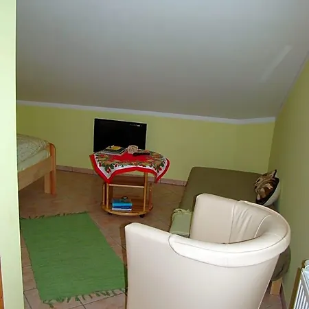 Teschendorfer Landgasthof Bed & Breakfast 3*